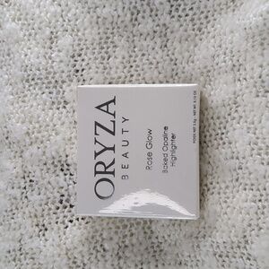 Oryza Beauty Baked Opaline Highlighter in Rose Glow, 3.5g/0.13oz